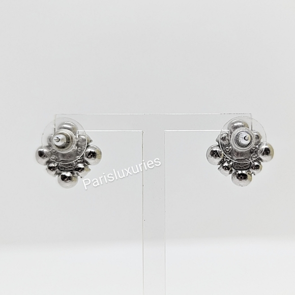 CHANEL Cluster Argyle Champagne Diamond Square Pierced Earrings - Picture 13 of 14